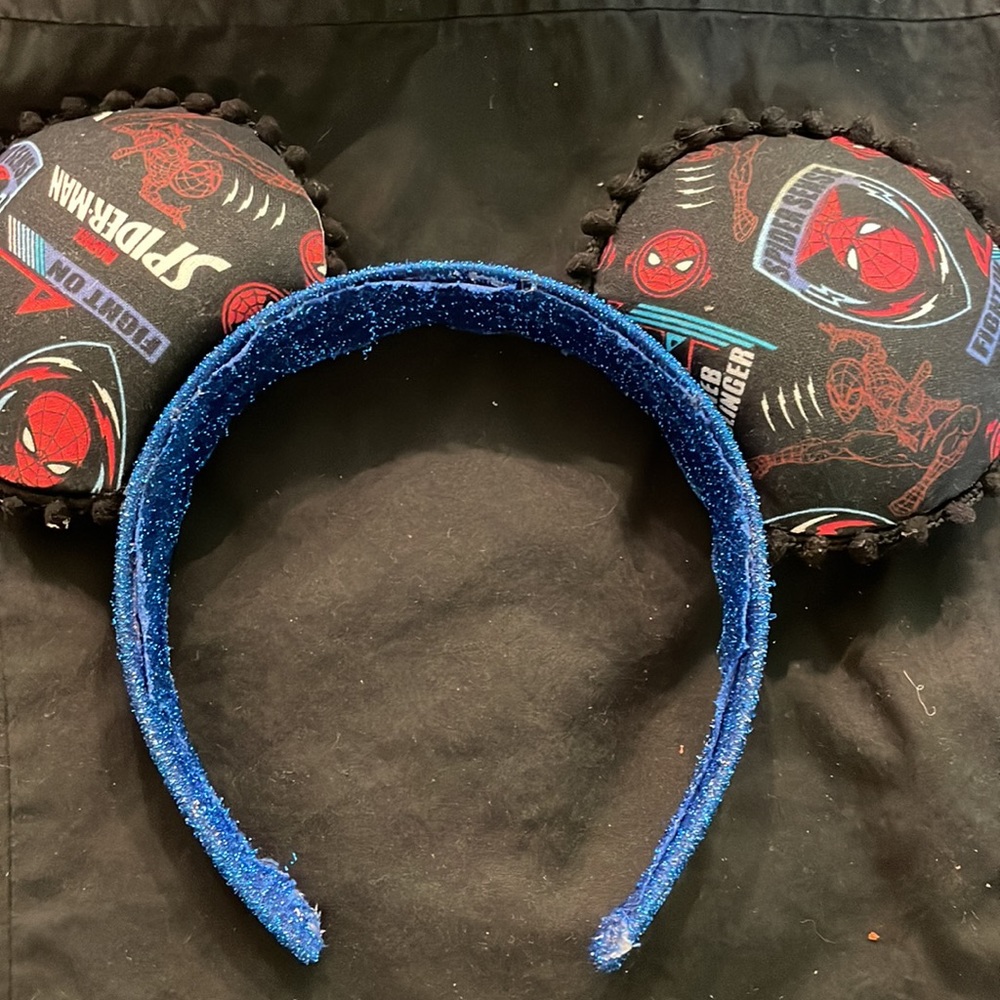 Mickey Mouse Ears - Picture 2 of 3